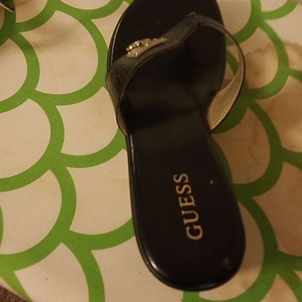 Guess Slip-on shoes - Picture 8 of 8